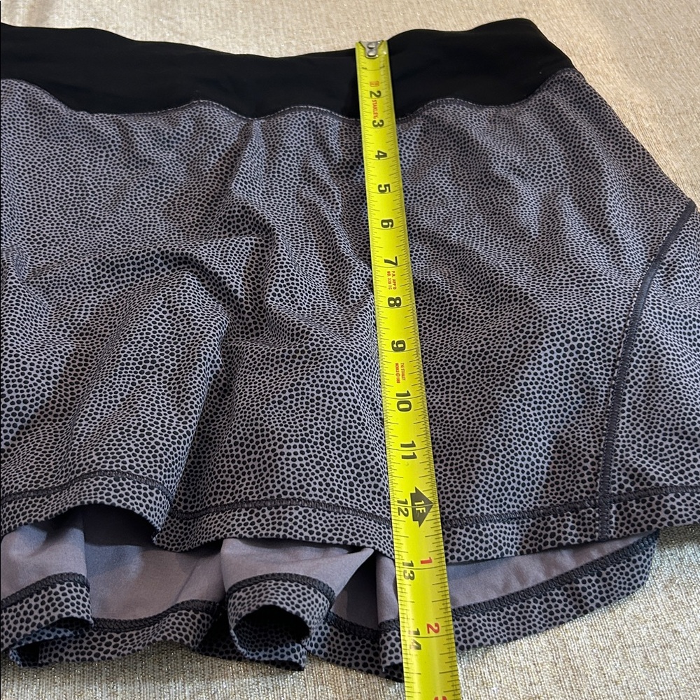 Lululemon Skort Flat Front Pleated Back 5 Pockets Dotted Print Elastic Grip 4 - Picture 10 of 11